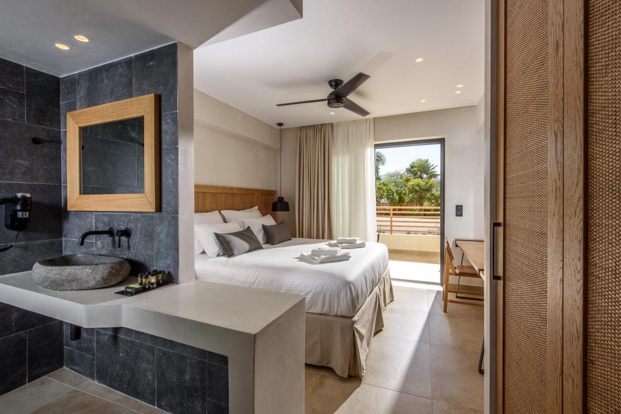 Anesea Hotel ماليا المظهر الخارجي الصورة