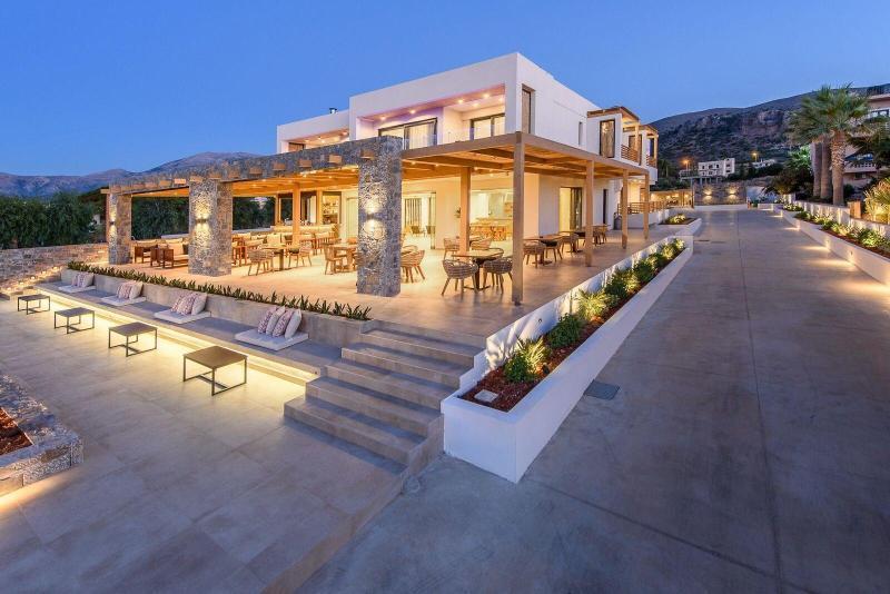 Anesea Hotel ماليا المظهر الخارجي الصورة